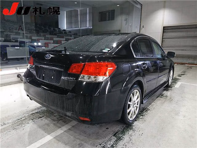 SUBARU LEGACY B4