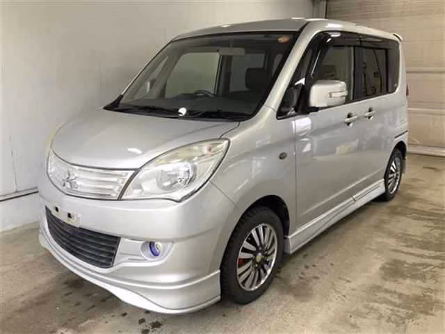 MITSUBISHI DELICA D:2