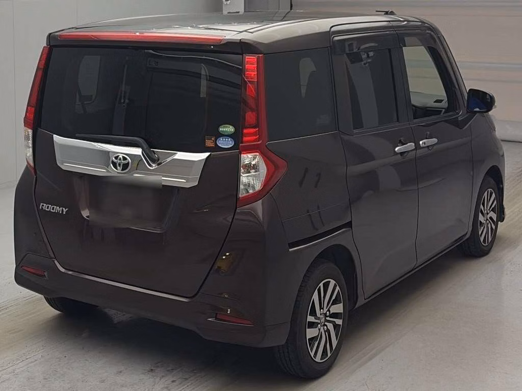 TOYOTA ROOMY