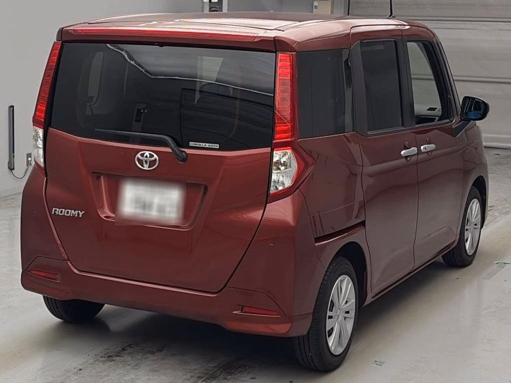 TOYOTA ROOMY