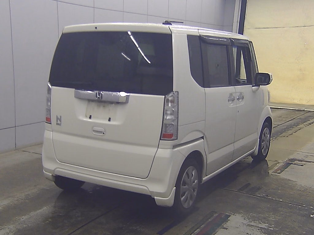 HONDA N-BOX