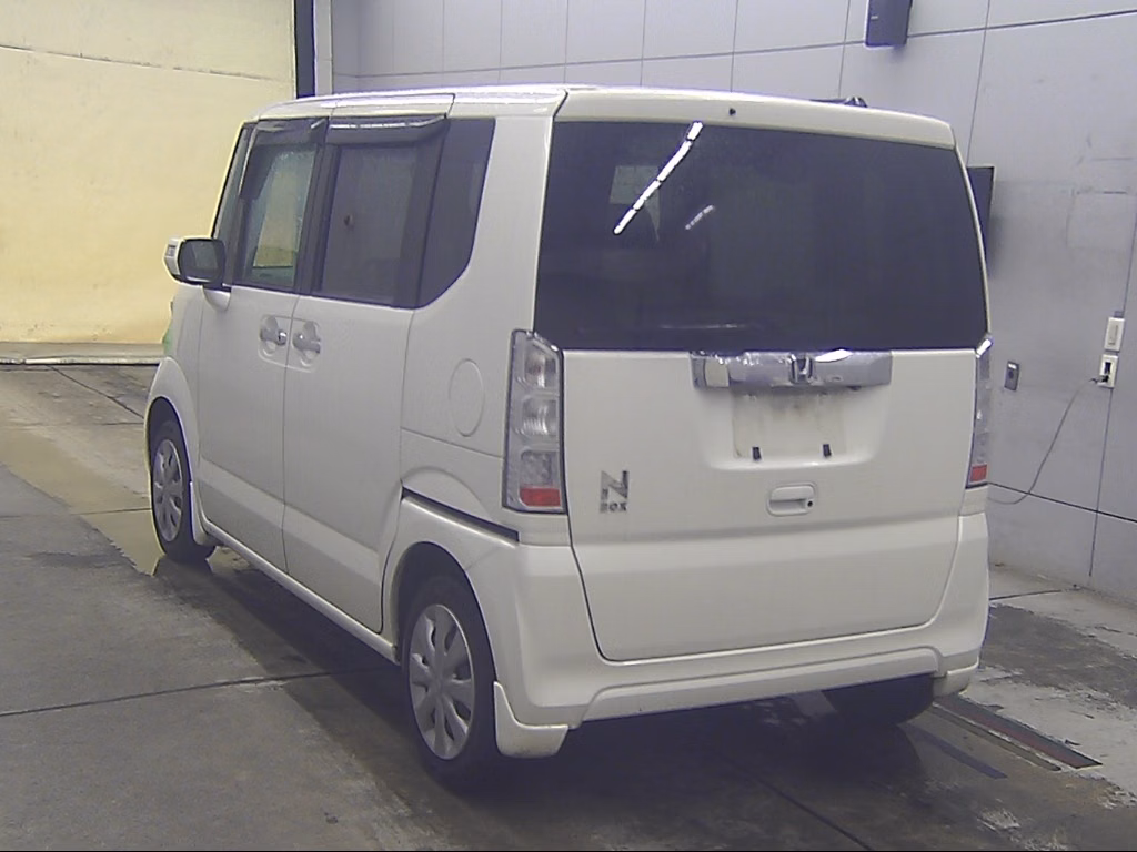 HONDA N-BOX