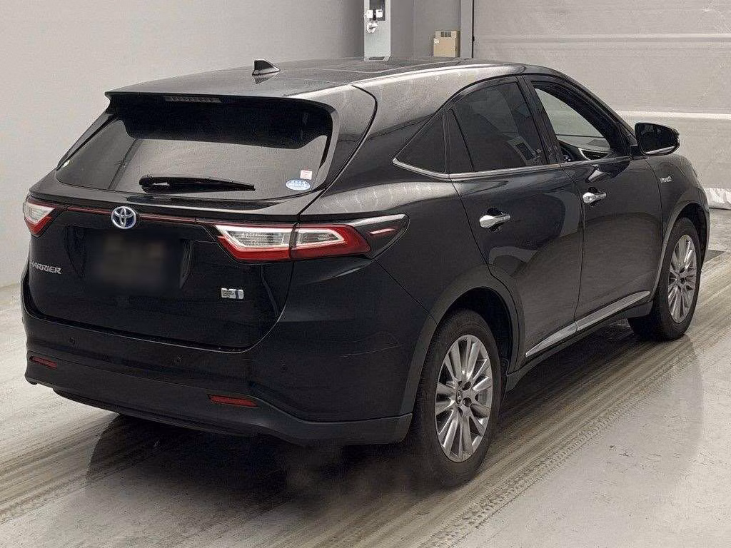 TOYOTA HARRIER