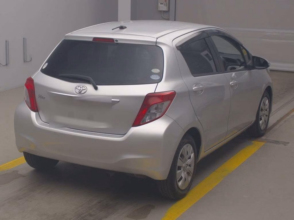 TOYOTA VITZ