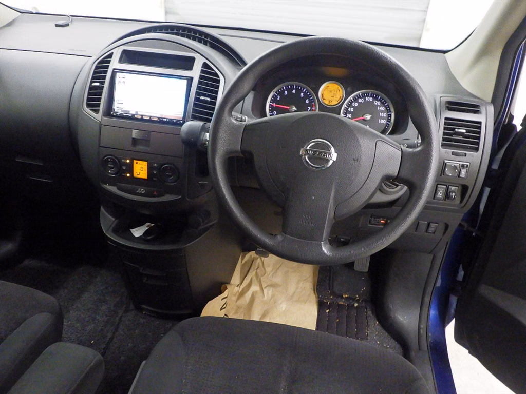 NISSAN LAFESTA