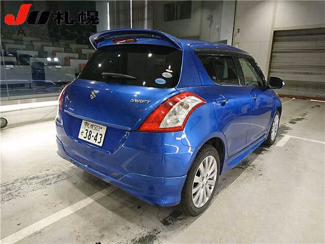 SUZUKI SWIFT