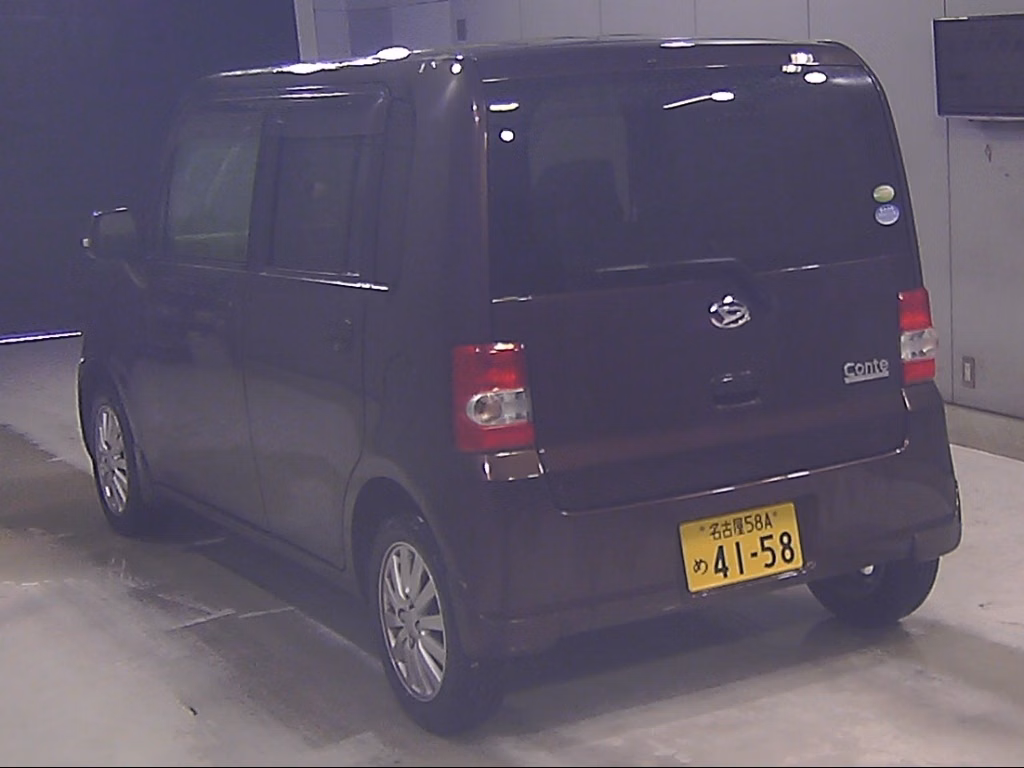 DAIHATSU MOVE CONTE