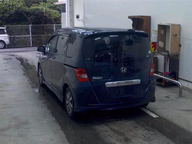 HONDA FREED