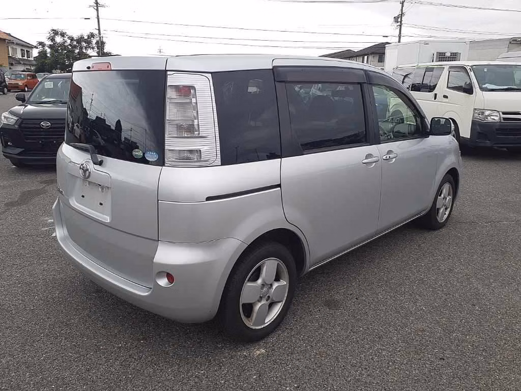 TOYOTA SIENTA