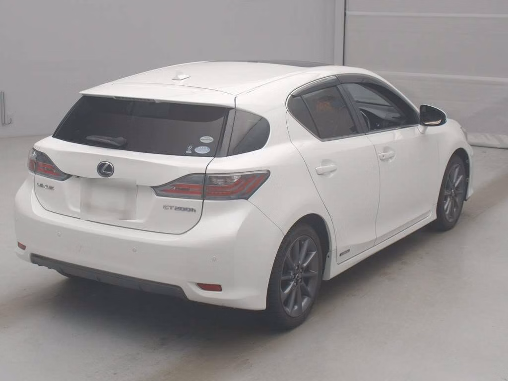 LEXUS CT200H
