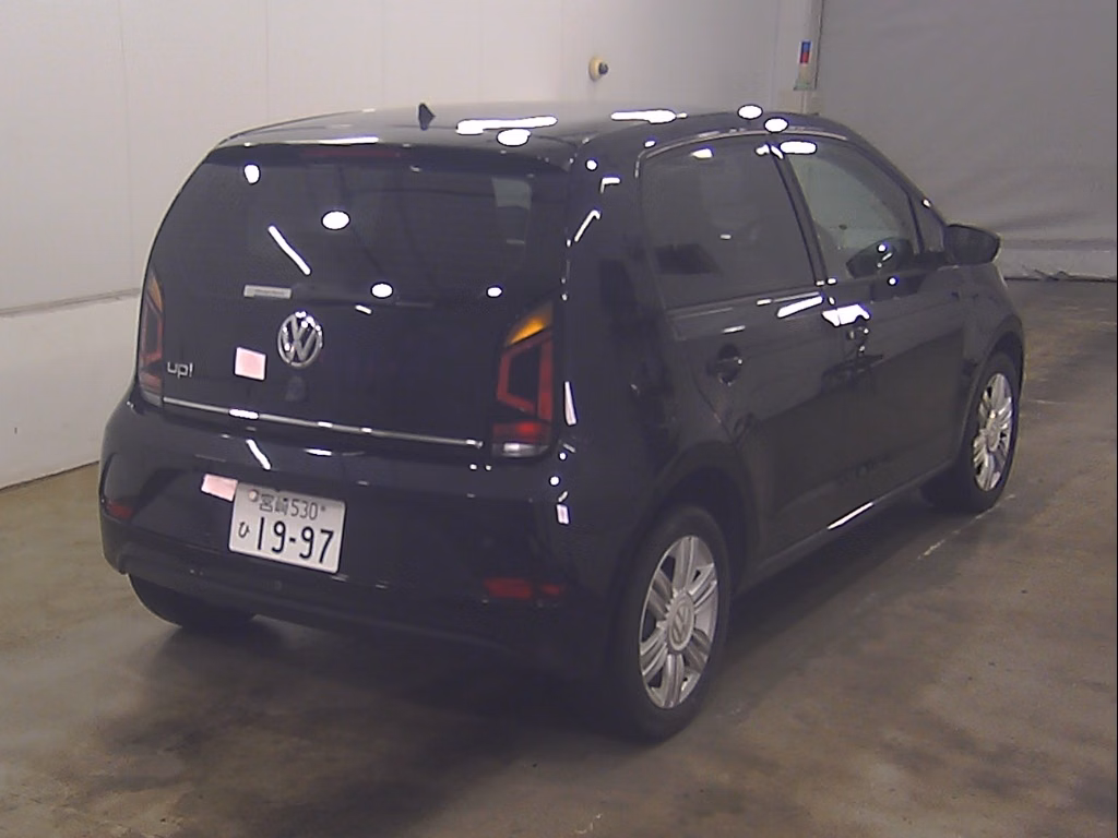 VOLKSWAGEN UP!