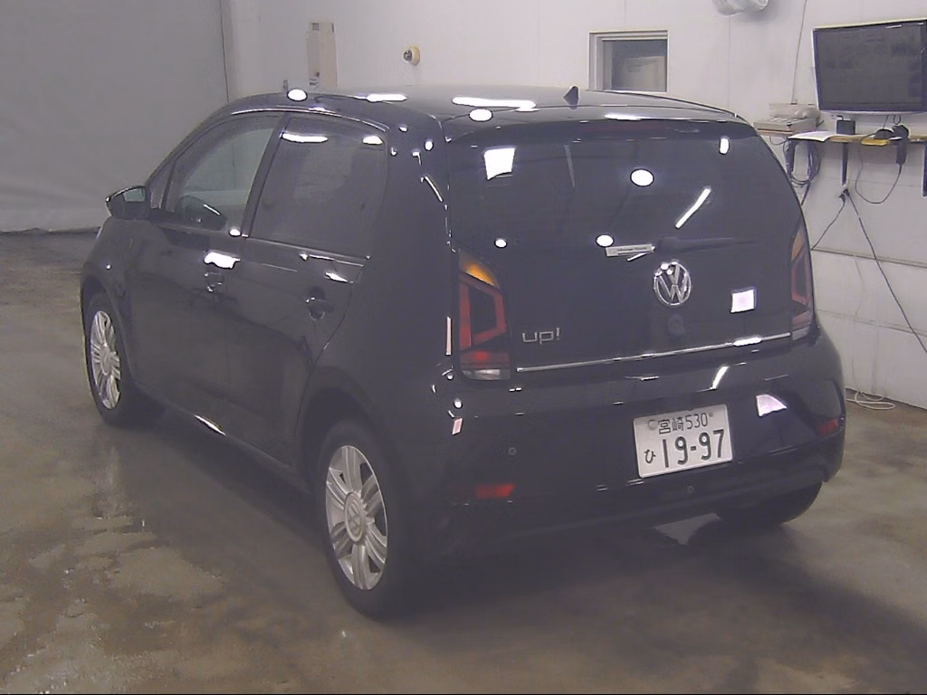VOLKSWAGEN UP!