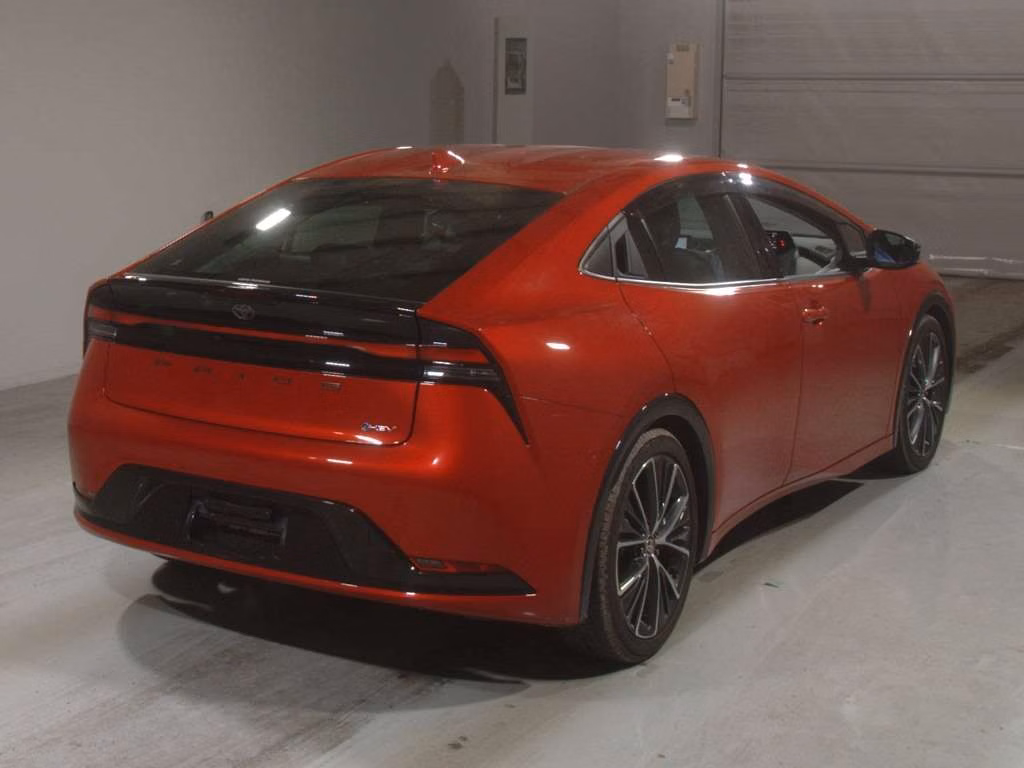 TOYOTA PRIUS