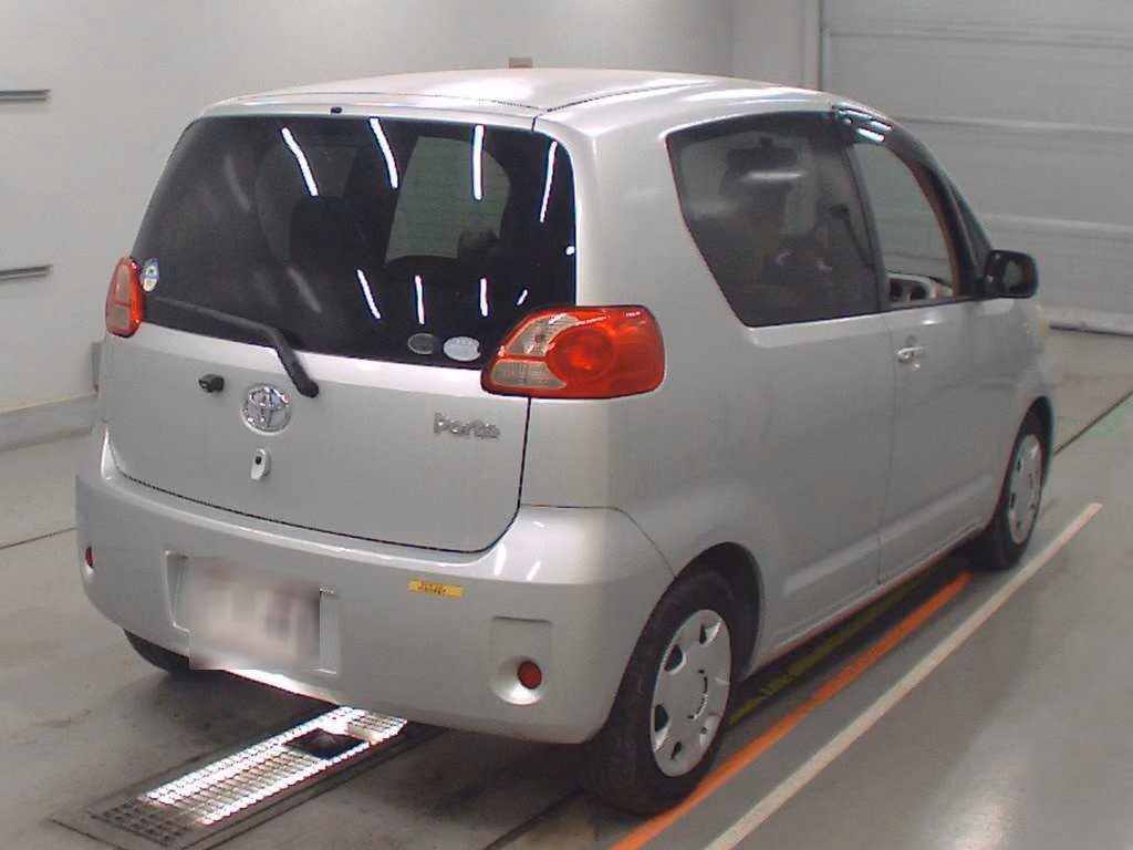 TOYOTA PORTE