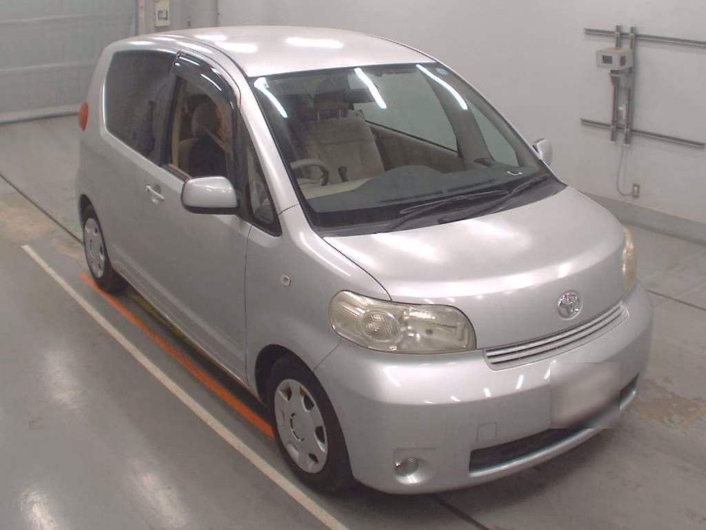 TOYOTA PORTE