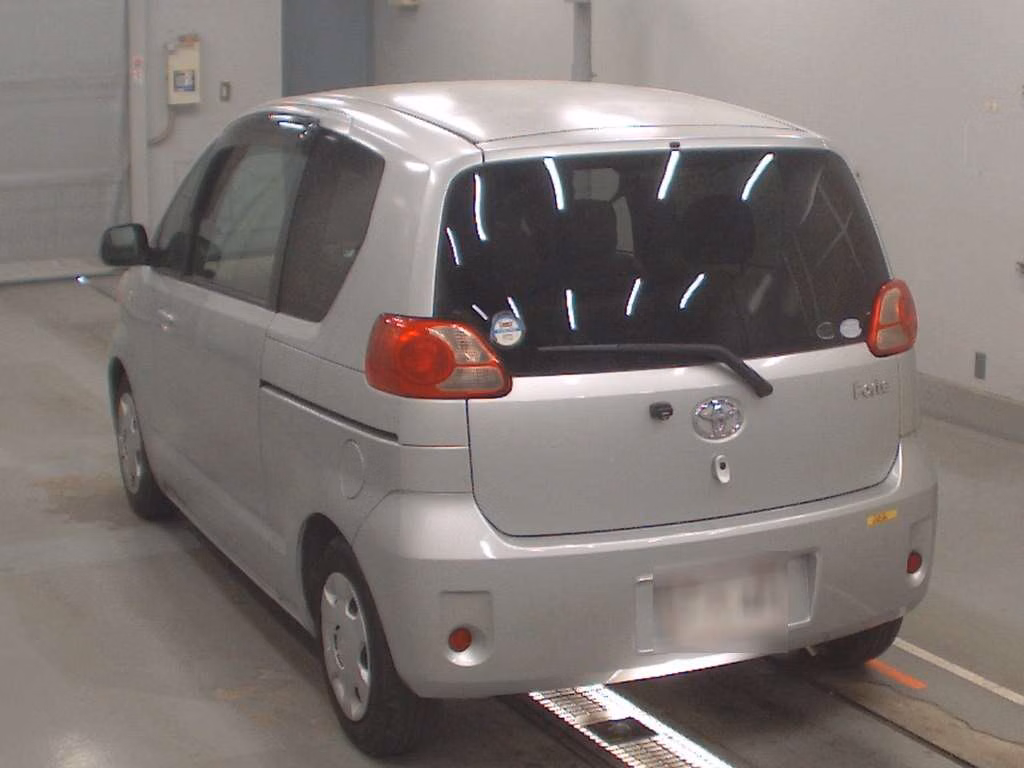 TOYOTA PORTE
