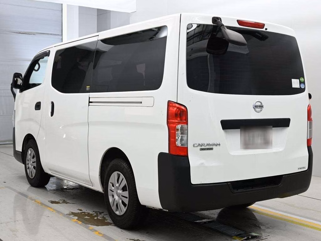 NISSAN NV350 CARAVAN