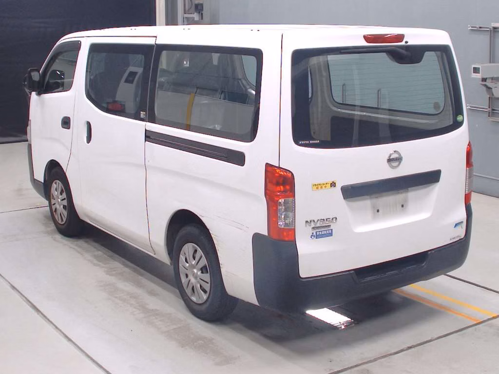 NISSAN NV350 CARAVAN