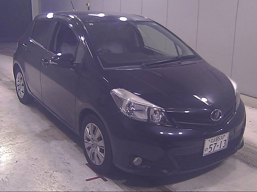 TOYOTA VITZ