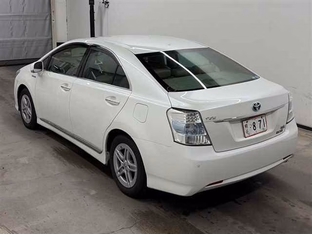 TOYOTA SAI