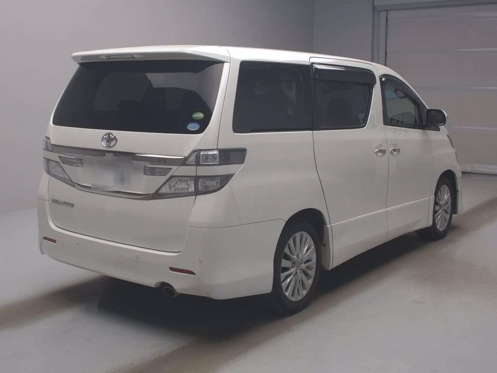 TOYOTA VELLFIRE