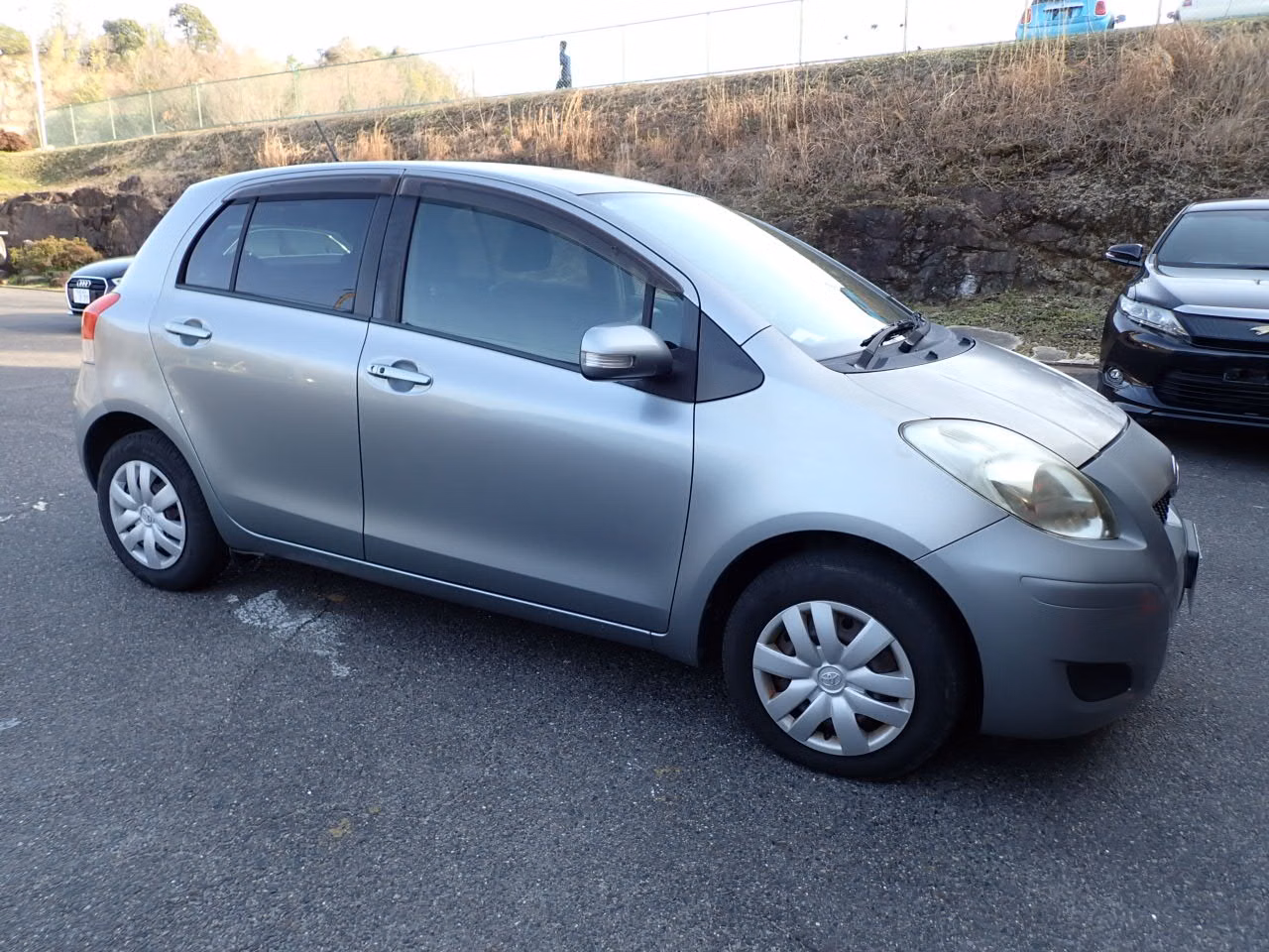 TOYOTA VITZ