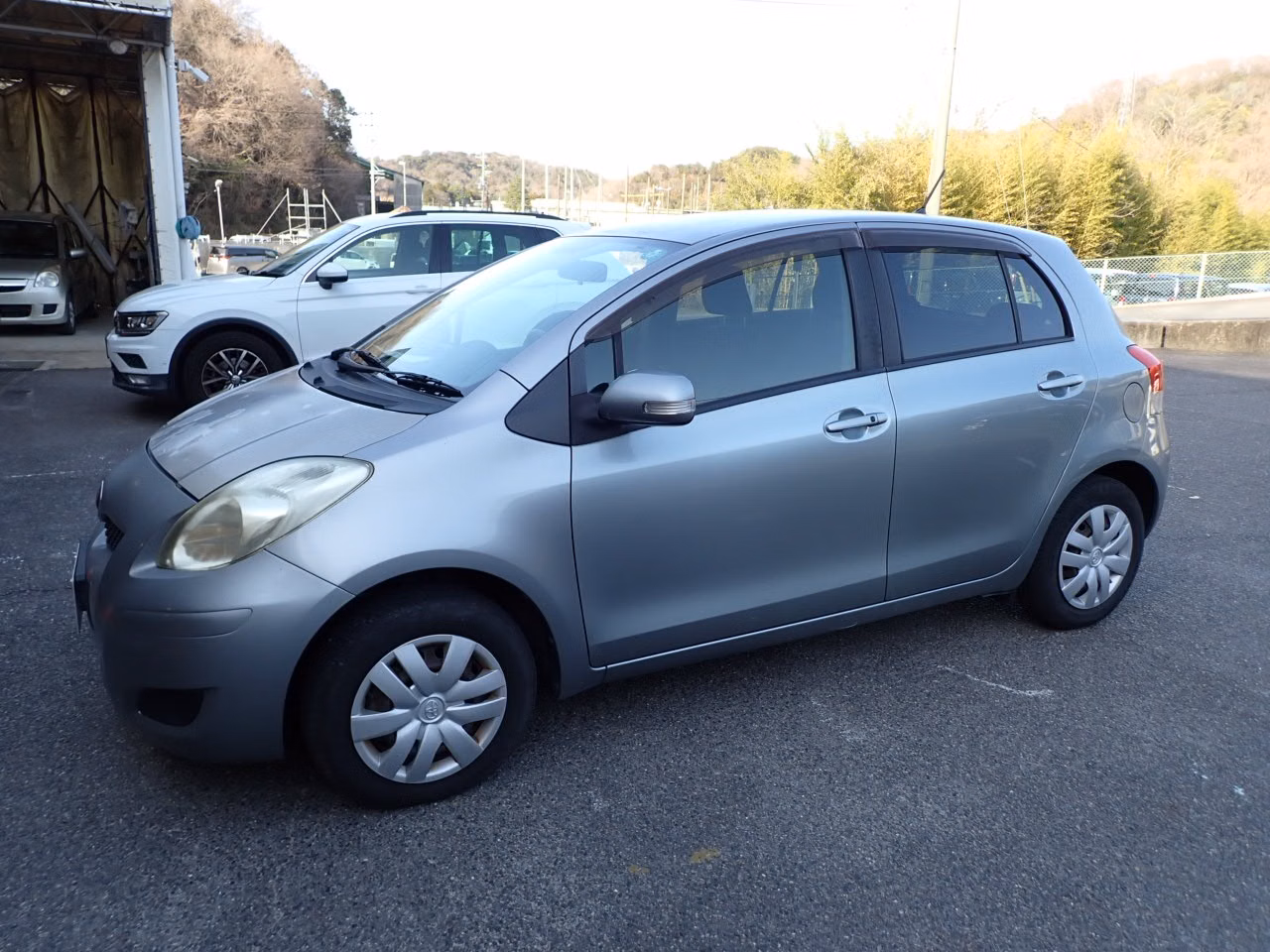 TOYOTA VITZ