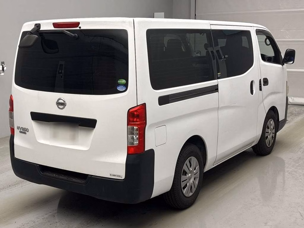 NISSAN NV350 CARAVAN