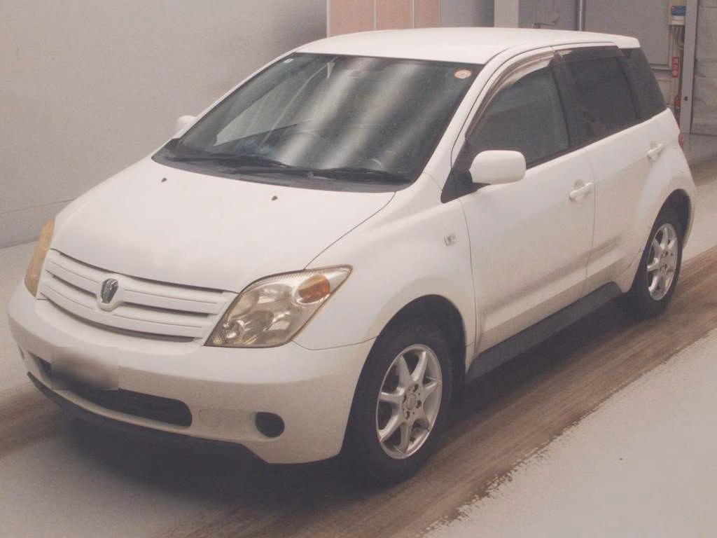 TOYOTA IST