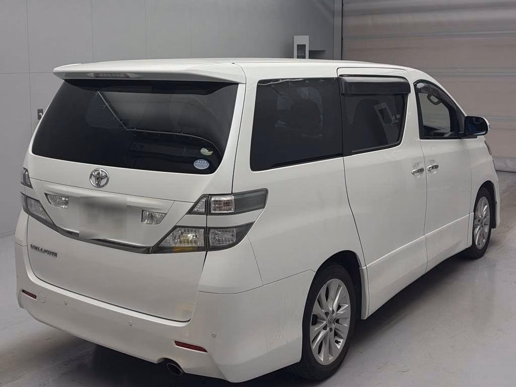 TOYOTA VELLFIRE