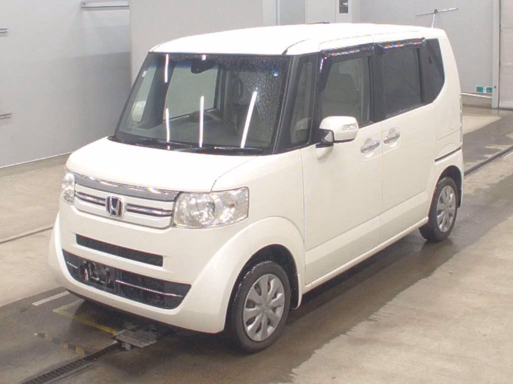HONDA N-BOX