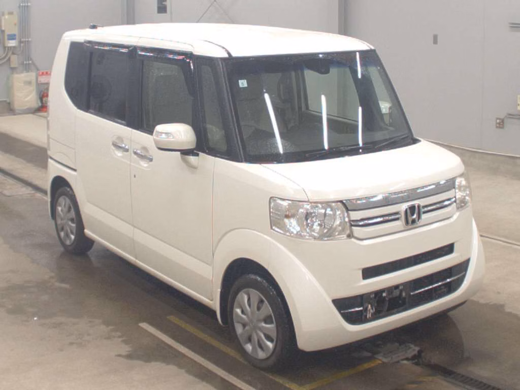 HONDA N-BOX