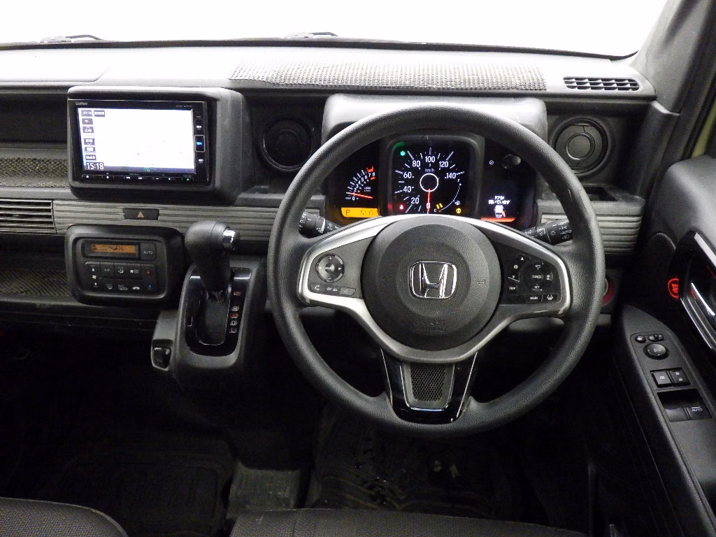 HONDA N-VAN