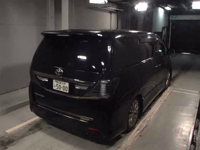 TOYOTA VELLFIRE