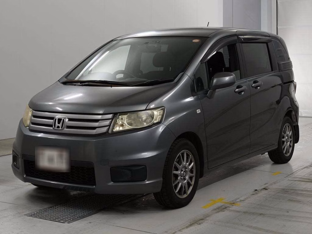 HONDA FREED SPIKE