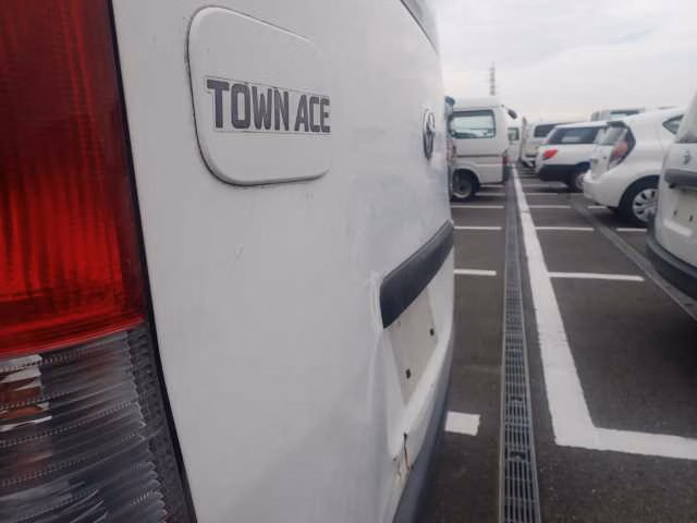 TOYOTA LITE ACE