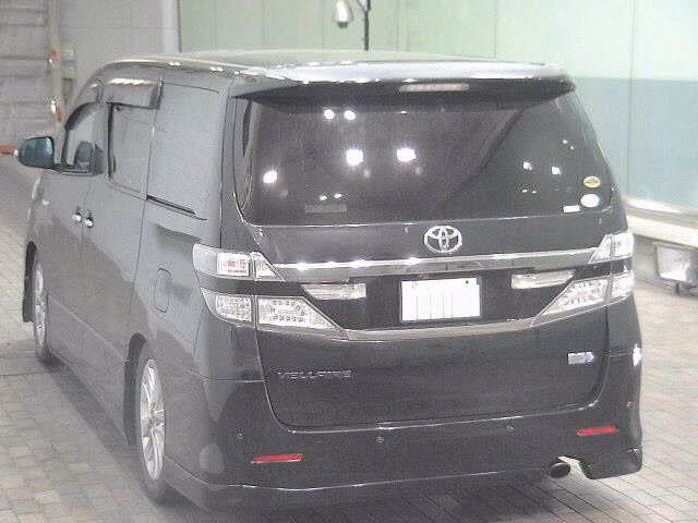 TOYOTA VELLFIRE