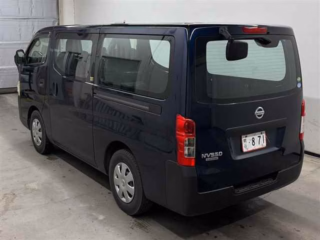 NISSAN NV350 CARAVAN