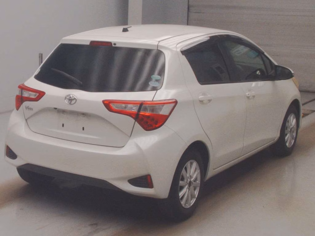 TOYOTA VITZ