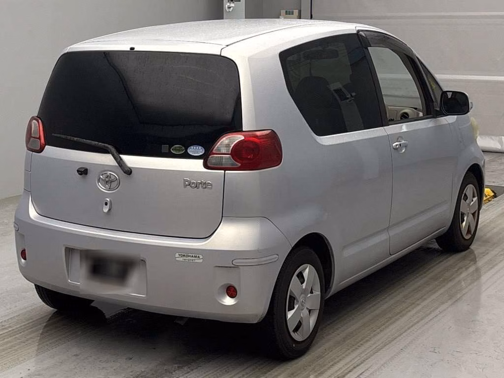 TOYOTA PORTE
