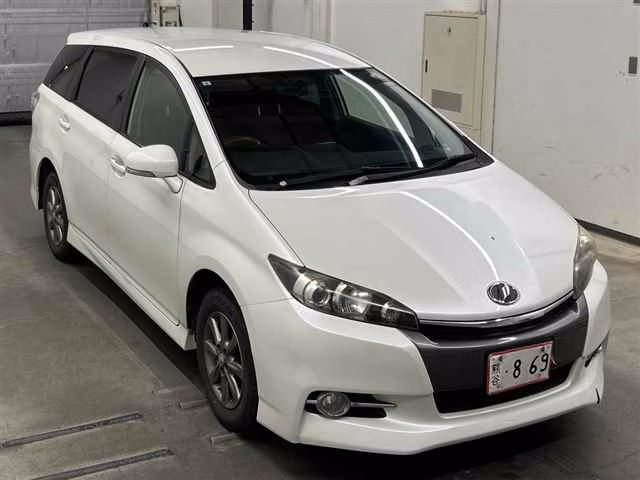 TOYOTA WISH