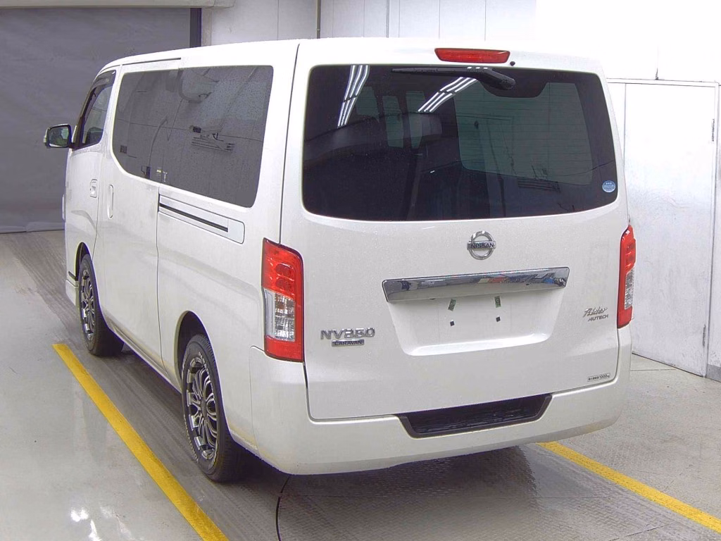 NISSAN NV350 CARAVAN