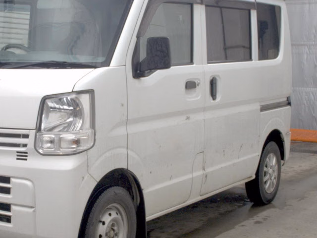 MITSUBISHI MINICAB