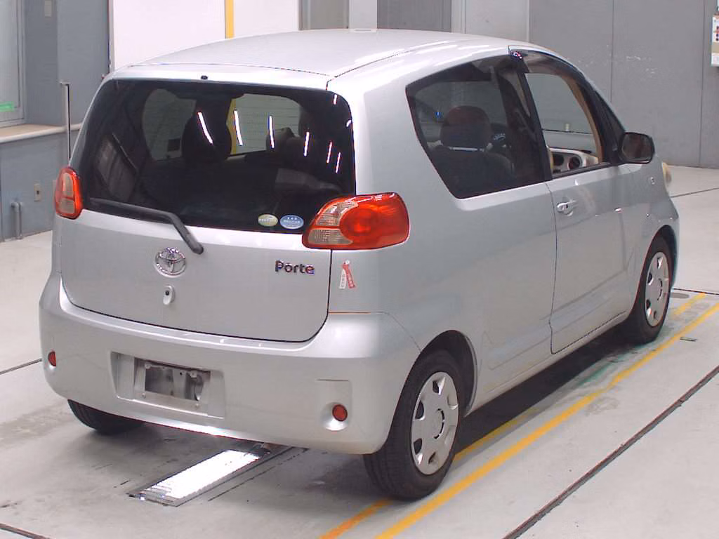 TOYOTA PORTE