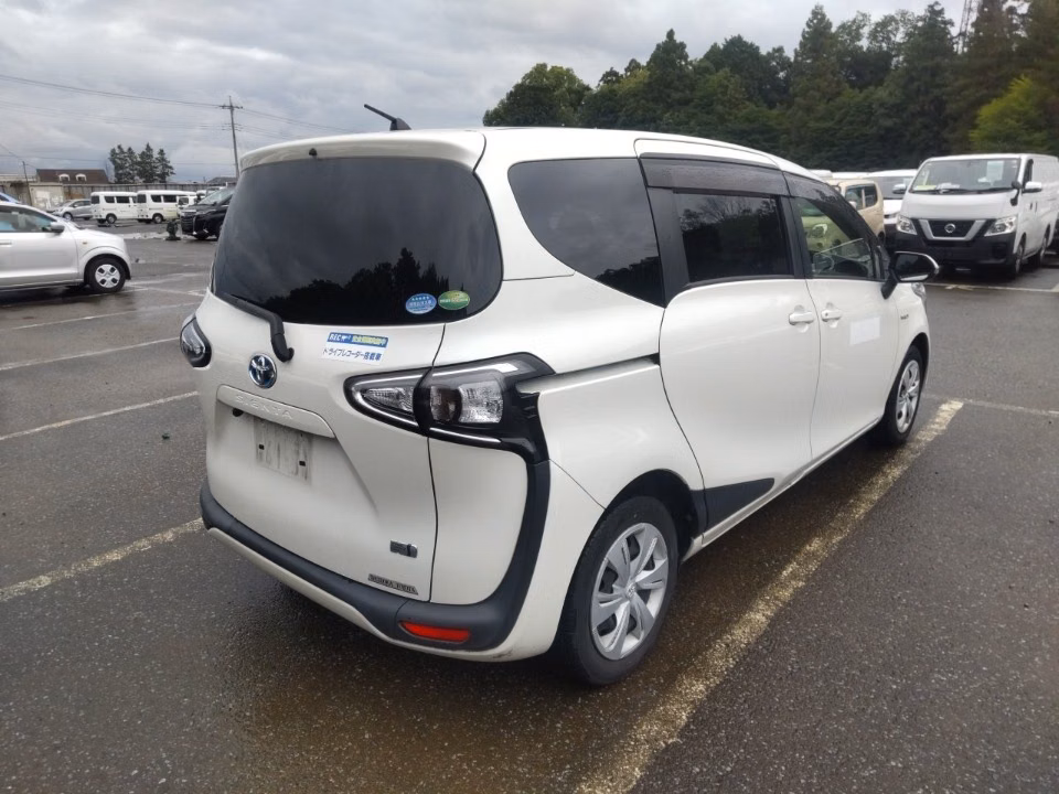TOYOTA SIENTA
