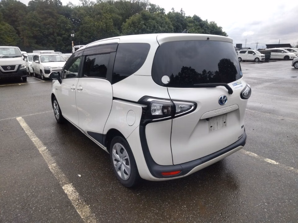 TOYOTA SIENTA