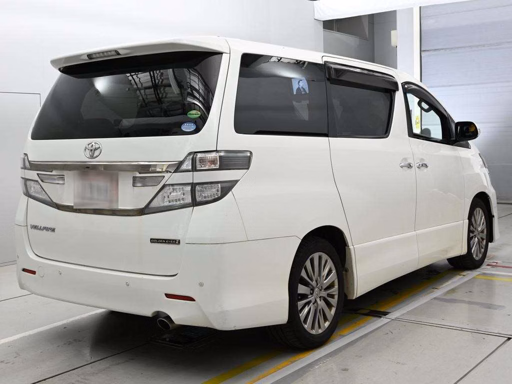 TOYOTA VELLFIRE