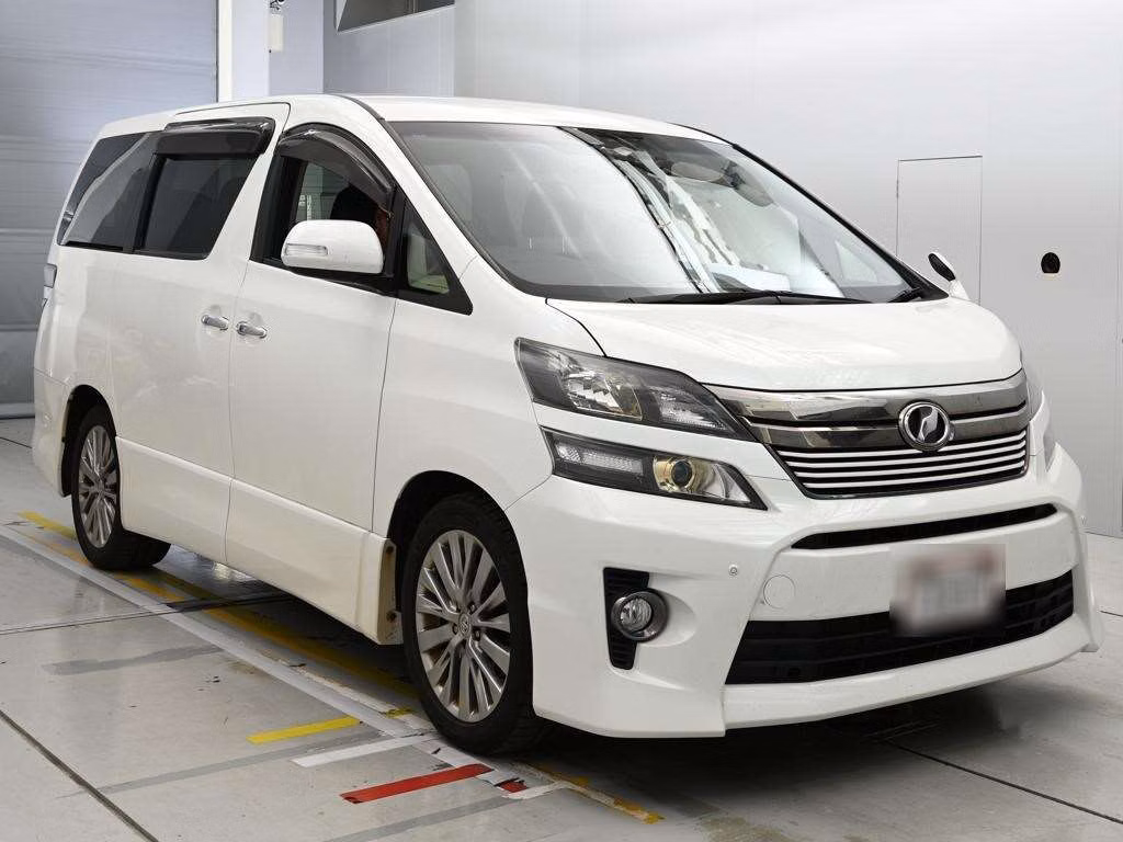 TOYOTA VELLFIRE
