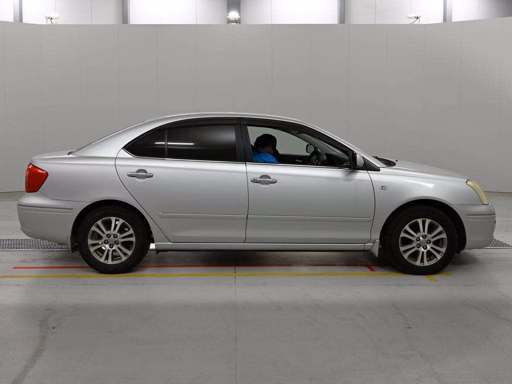 TOYOTA PREMIO