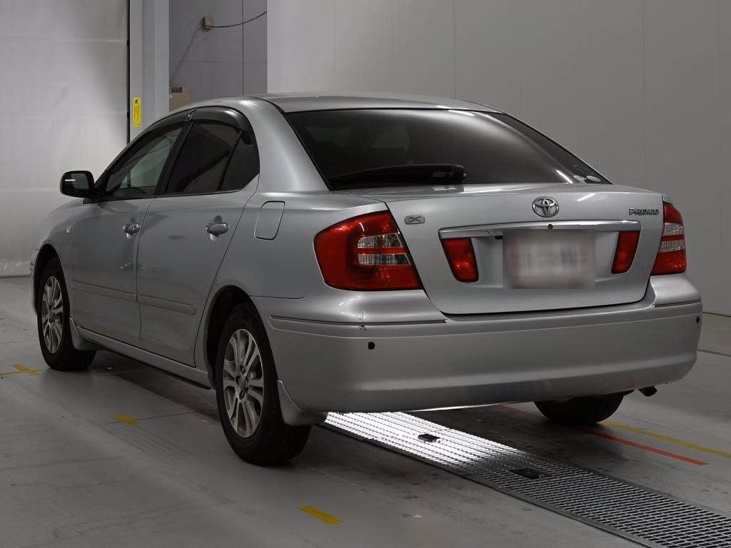TOYOTA PREMIO